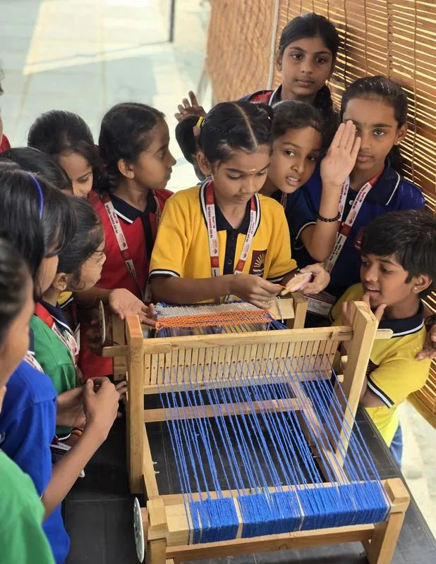 Student-Friendly Table Top Loom
